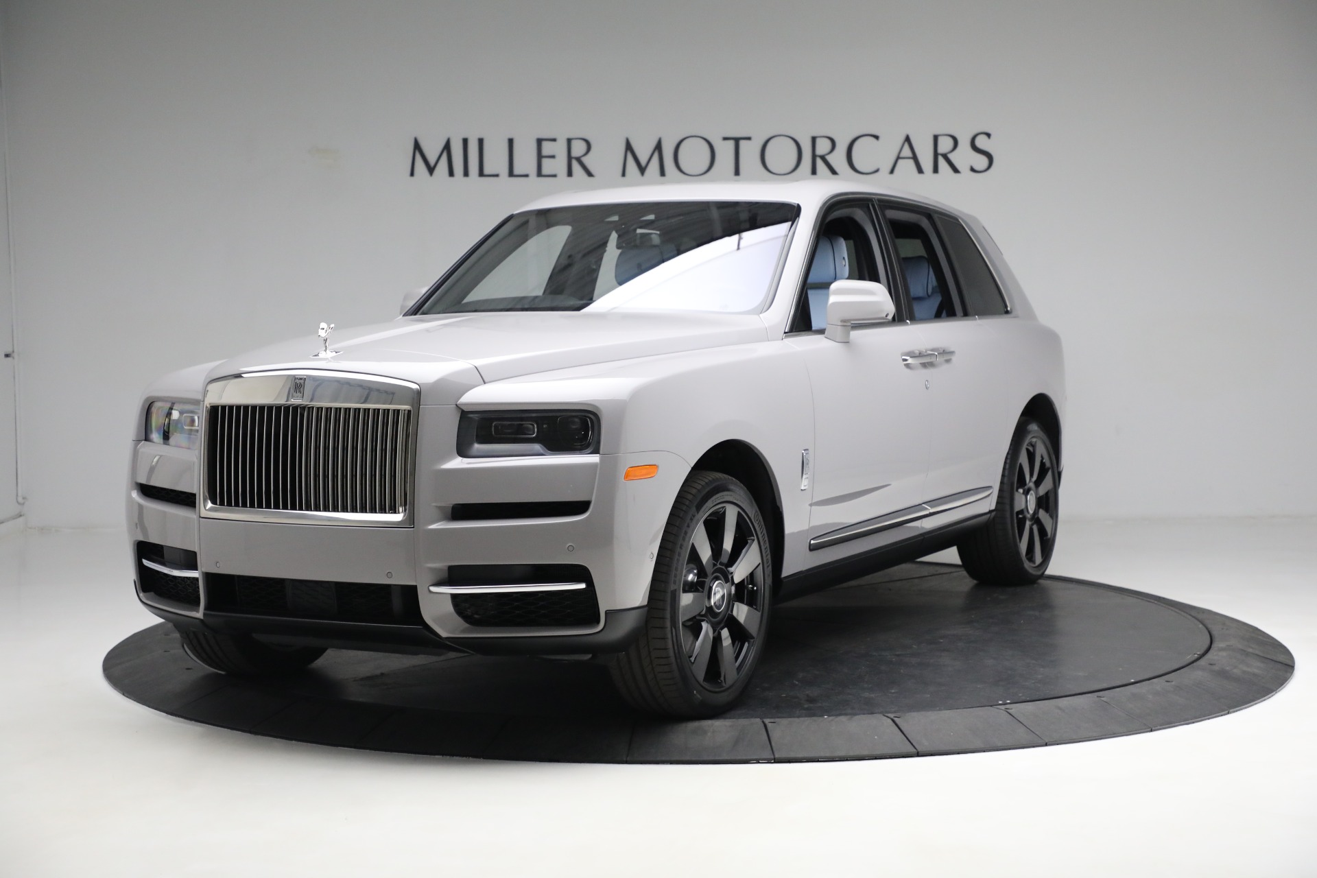 New 2023 Rolls-Royce Cullinan for sale Sold at McLaren Greenwich in Greenwich CT 06830 1