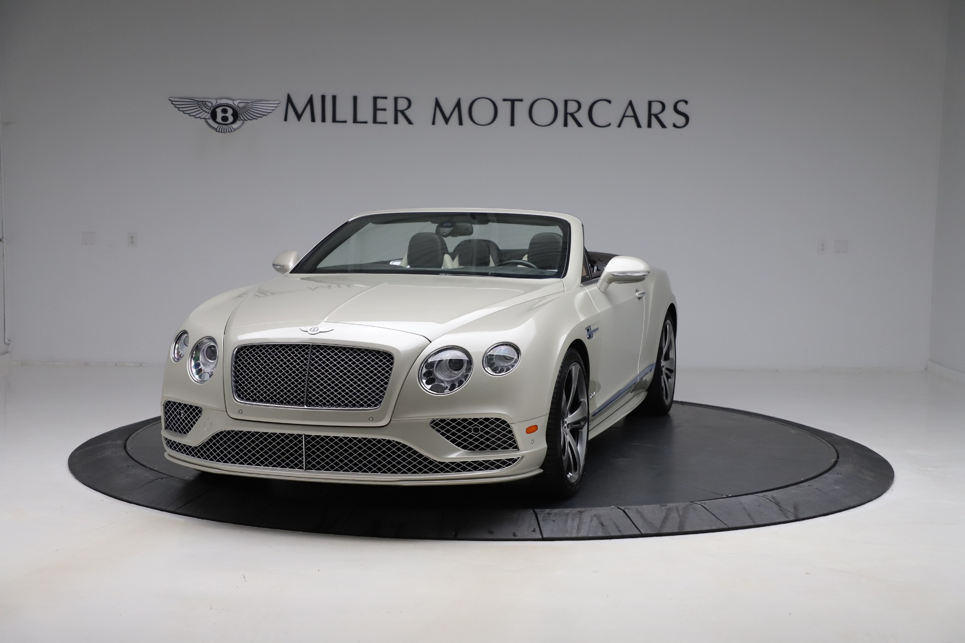 Used 2016 Bentley Continental GTC Speed for sale Sold at McLaren Greenwich in Greenwich CT 06830 1