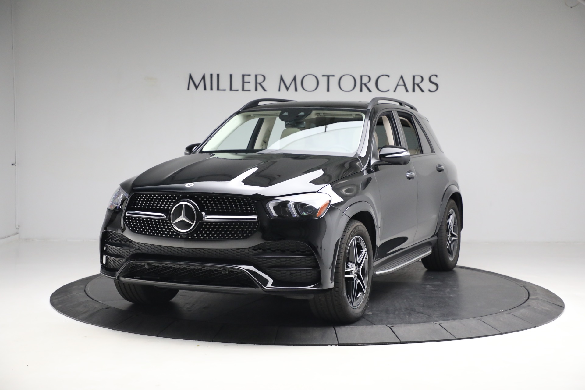 Used 2022 Mercedes-Benz GLE GLE 350 4MATIC for sale Sold at McLaren Greenwich in Greenwich CT 06830 1