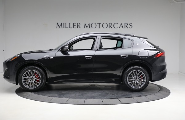 New 2023 Maserati Grecale GT for sale $73,395 at McLaren Greenwich in Greenwich CT 06830 3