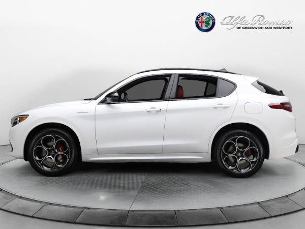 New 2023 Alfa Romeo Stelvio Veloce for sale $59,490 at McLaren Greenwich in Greenwich CT 06830 3