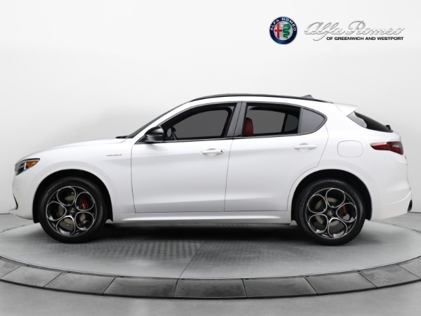 New 2023 Alfa Romeo Stelvio Veloce for sale $59,490 at McLaren Greenwich in Greenwich CT 06830 3