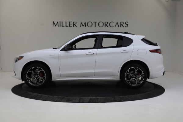 New 2023 Alfa Romeo Stelvio Veloce for sale $59,265 at McLaren Greenwich in Greenwich CT 06830 3