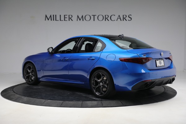 Used 2019 Alfa Romeo Giulia Ti Sport Carbon for sale $34,900 at McLaren Greenwich in Greenwich CT 06830 4