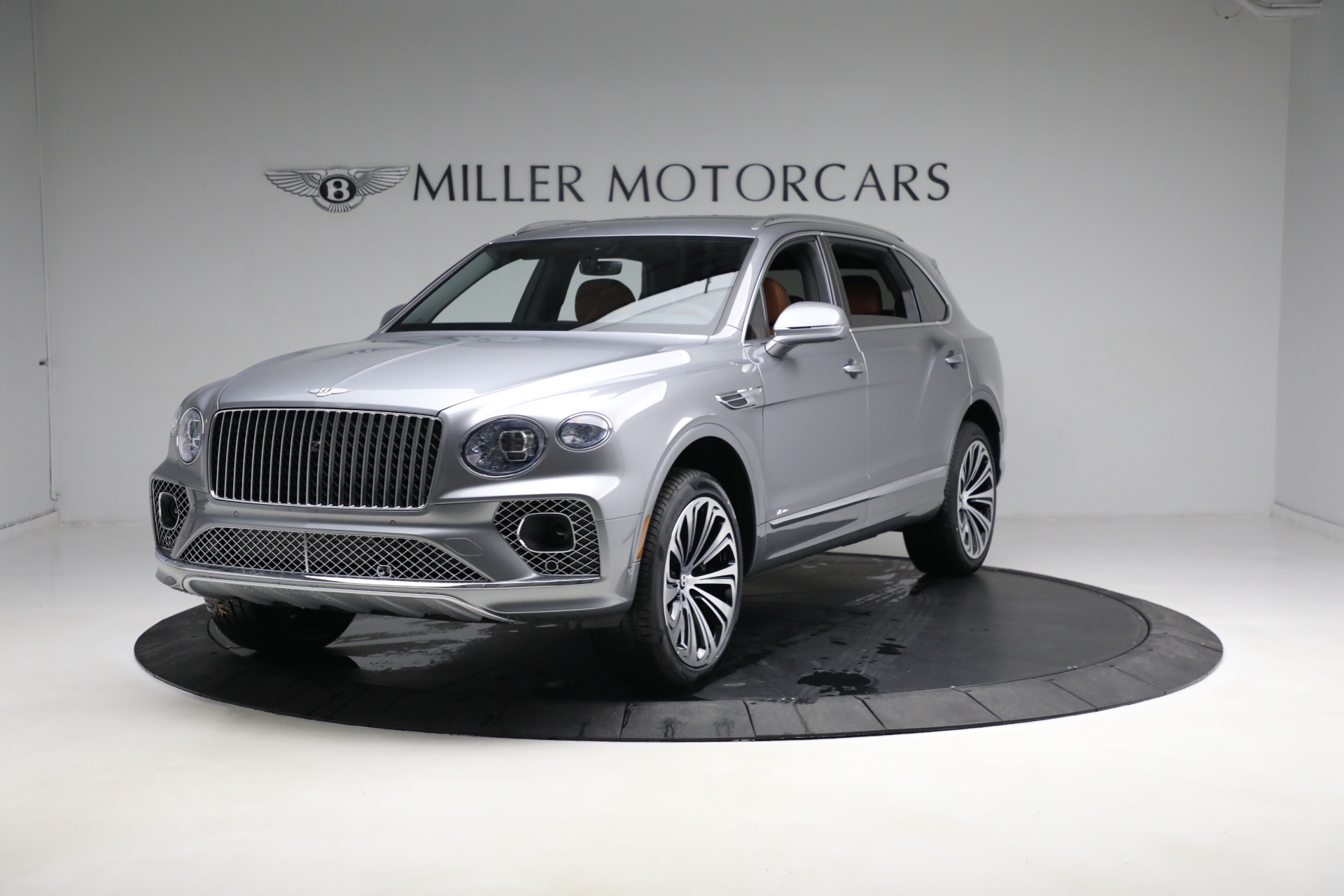 New 2023 Bentley Bentayga EWB Azure V8 for sale $274,655 at McLaren Greenwich in Greenwich CT 06830 1