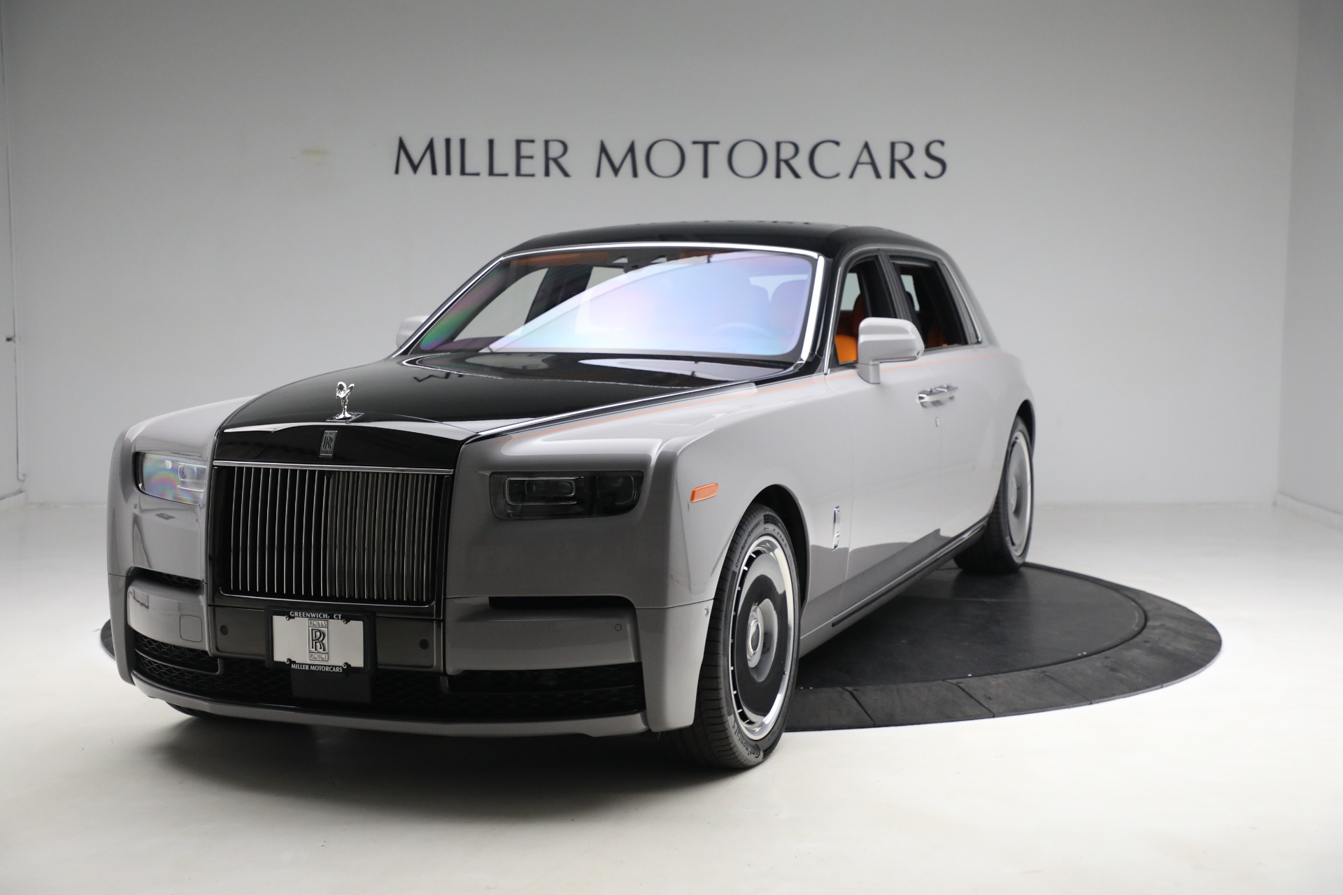 2022 Rolls-Royce Ghost vs. 2023 Rolls-Royce Phantom