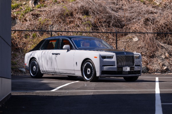 New 2023 Rolls-Royce Phantom EWB for sale Sold at McLaren Greenwich in Greenwich CT 06830 4