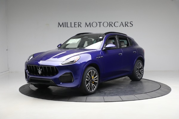 New 2023 Maserati Grecale Modena for sale $71,384 at McLaren Greenwich in Greenwich CT 06830 1