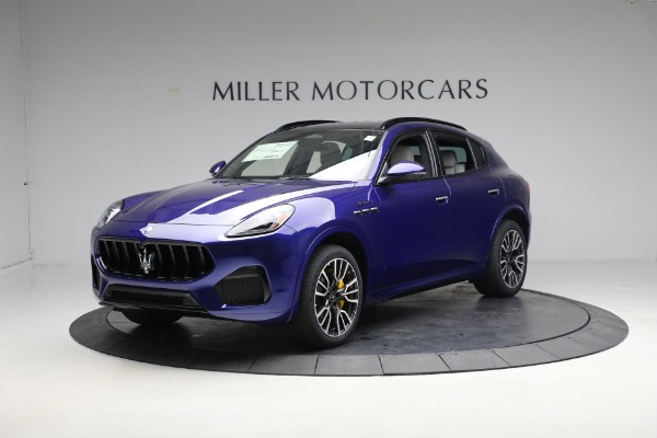 New 2023 Maserati Grecale Modena for sale $86,697 at McLaren Greenwich in Greenwich CT 06830 1