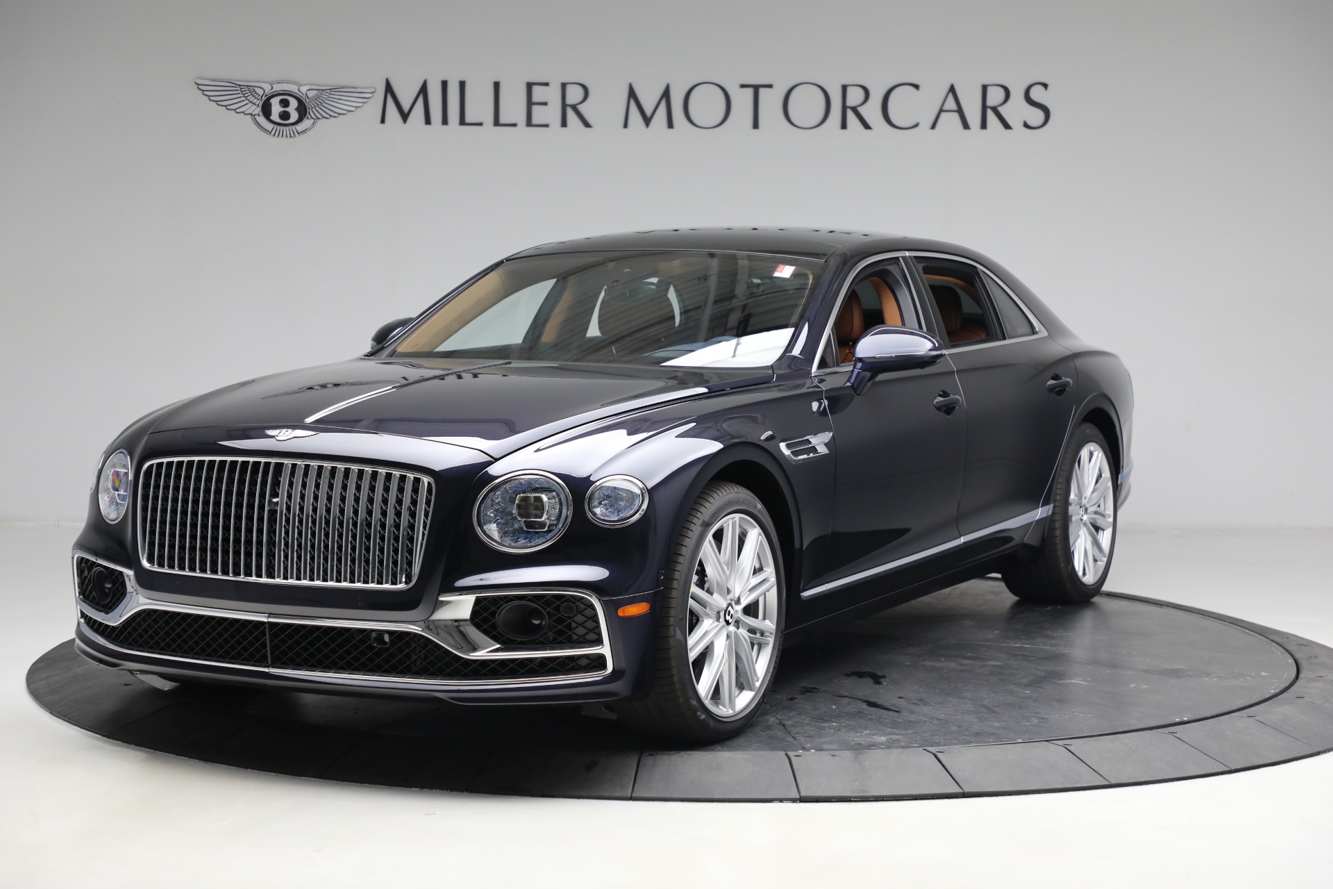 New 2023 Bentley Flying Spur V8 for sale $239,555 at McLaren Greenwich in Greenwich CT 06830 1