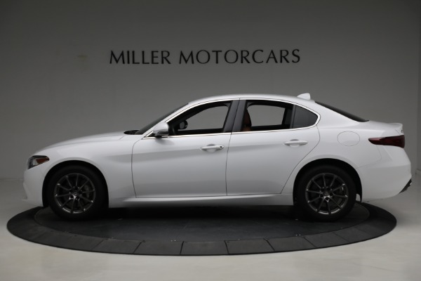 Used 2019 Alfa Romeo Giulia for sale Sold at McLaren Greenwich in Greenwich CT 06830 3