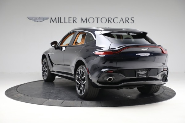 Used 2022 Aston Martin DBX for sale $169,900 at McLaren Greenwich in Greenwich CT 06830 4