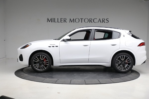 New 2023 Maserati Grecale Modena for sale $85,497 at McLaren Greenwich in Greenwich CT 06830 3