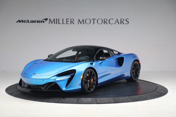 Used 2023 McLaren Artura TechLux for sale Call for price at McLaren Greenwich in Greenwich CT 06830 2