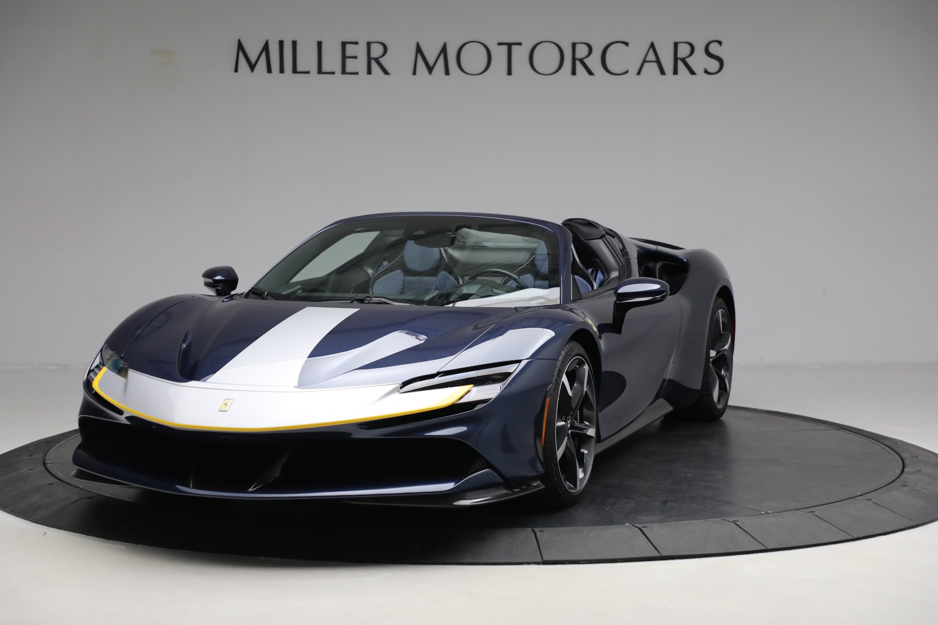 Used 2022 Ferrari SF90 Spider for sale $859,900 at McLaren Greenwich in Greenwich CT 06830 1