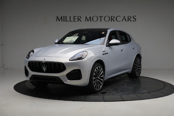 New 2023 Maserati Grecale Modena for sale $90,197 at McLaren Greenwich in Greenwich CT 06830 1