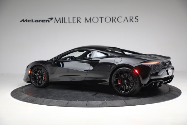 New 2023 McLaren Artura TechLux for sale $274,210 at McLaren Greenwich in Greenwich CT 06830 4