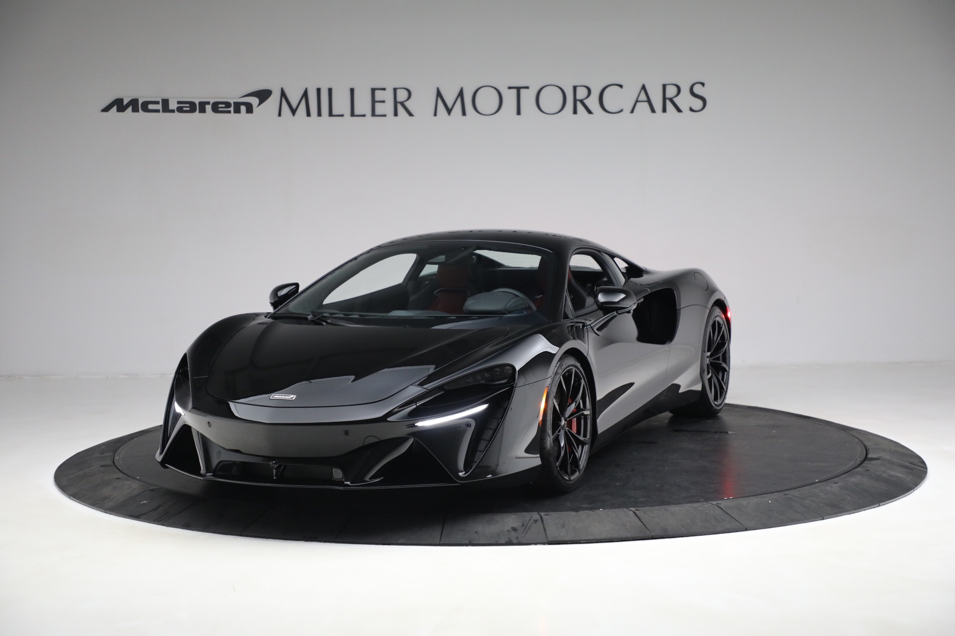 New 2023 McLaren Artura TechLux for sale $274,210 at McLaren Greenwich in Greenwich CT 06830 1
