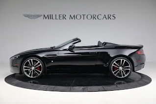 Used 2009 Aston Martin V8 Vantage Roadster for sale Sold at McLaren Greenwich in Greenwich CT 06830 2