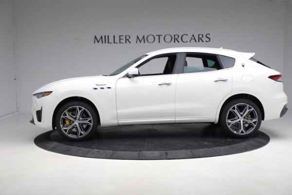 New 2023 Maserati Levante Modena for sale $110,585 at McLaren Greenwich in Greenwich CT 06830 3