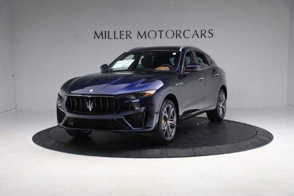 New 2023 Maserati Levante Modena for sale $113,282 at McLaren Greenwich in Greenwich CT 06830 1