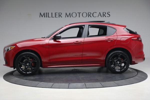 New 2023 Alfa Romeo Stelvio Veloce for sale $54,845 at McLaren Greenwich in Greenwich CT 06830 4
