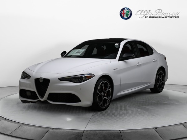 New 2023 Alfa Romeo Giulia Veloce for sale $53,085 at McLaren Greenwich in Greenwich CT 06830 2