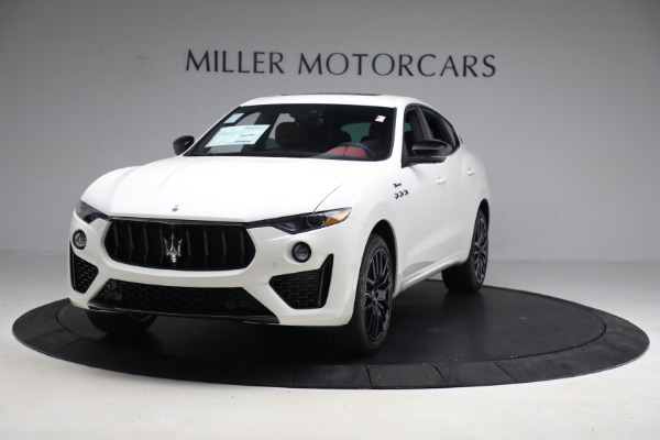 New 2023 Maserati Levante Modena for sale $110,716 at McLaren Greenwich in Greenwich CT 06830 1