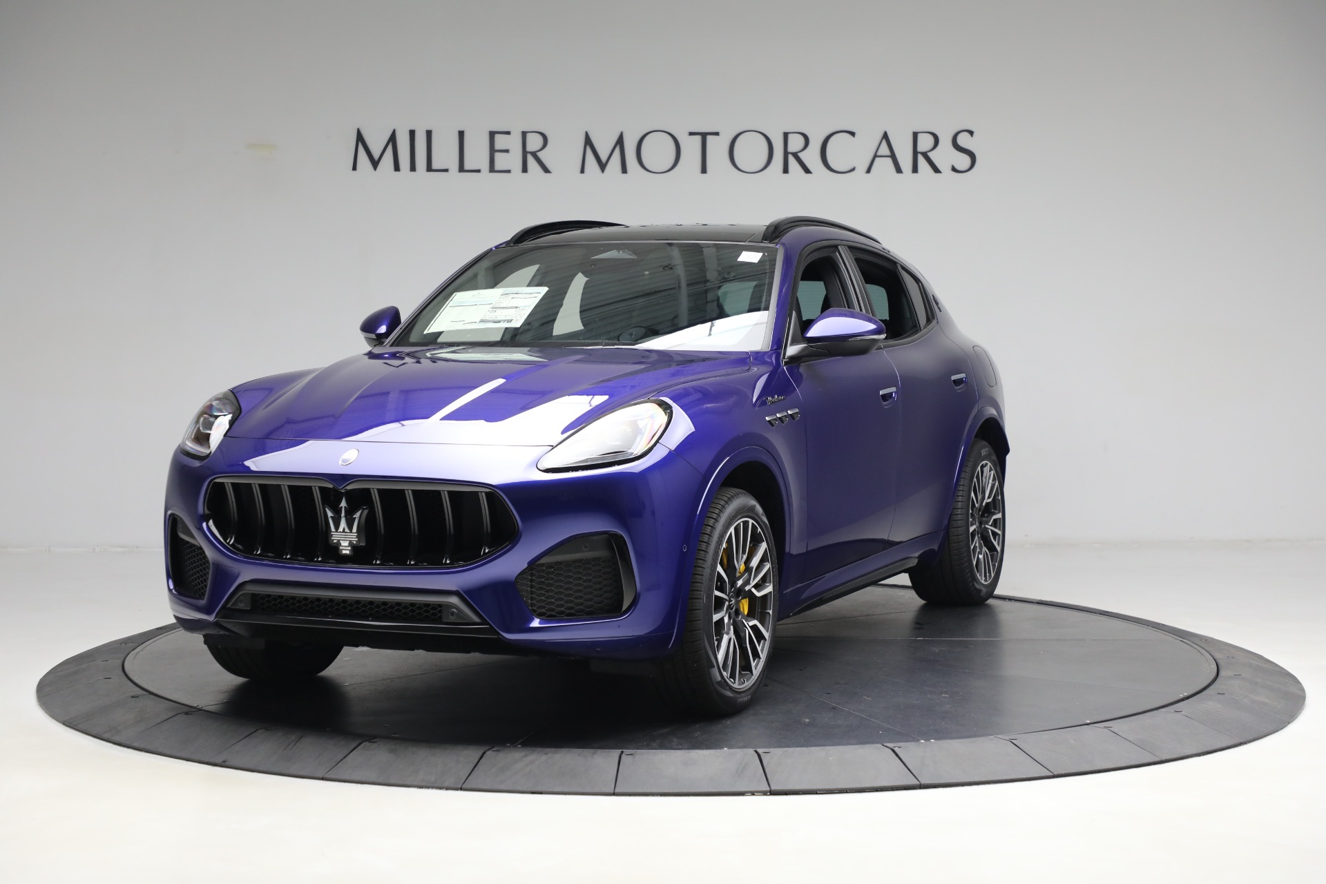 New 2023 Maserati Grecale Modena for sale $78,601 at McLaren Greenwich in Greenwich CT 06830 1