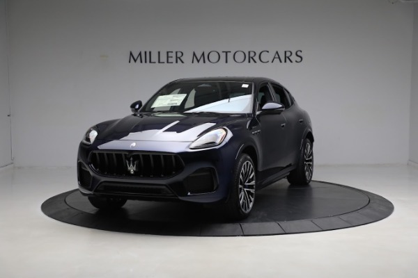 New 2023 Maserati Grecale PrimaSerie Modena for sale $94,101 at McLaren Greenwich in Greenwich CT 06830 1