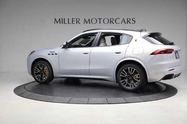 New 2023 Maserati Grecale Modena for sale $88,701 at McLaren Greenwich in Greenwich CT 06830 4