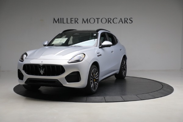 New 2023 Maserati Grecale Modena for sale $88,701 at McLaren Greenwich in Greenwich CT 06830 1