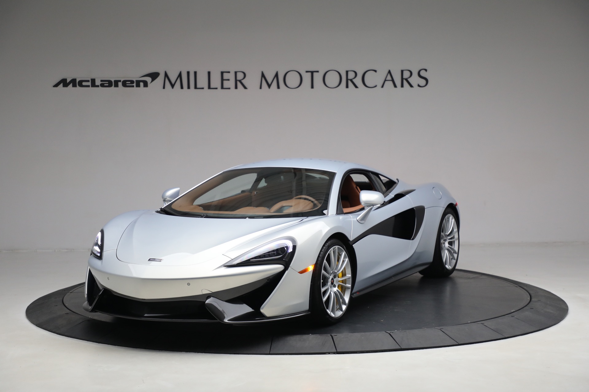 Used 2017 McLaren 570S for sale $166,900 at McLaren Greenwich in Greenwich CT 06830 1