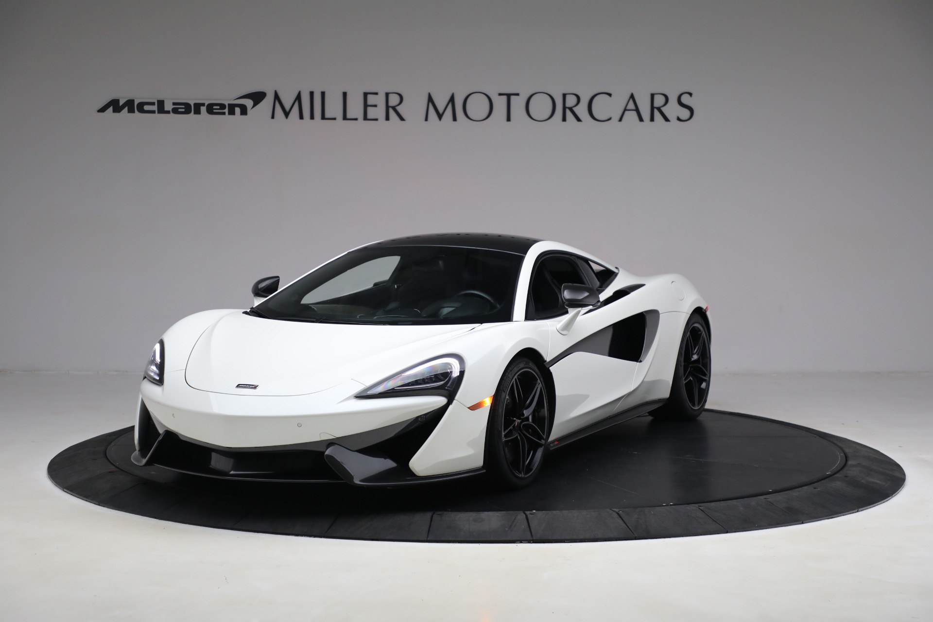 Used 2017 McLaren 570S for sale $138,900 at McLaren Greenwich in Greenwich CT 06830 1