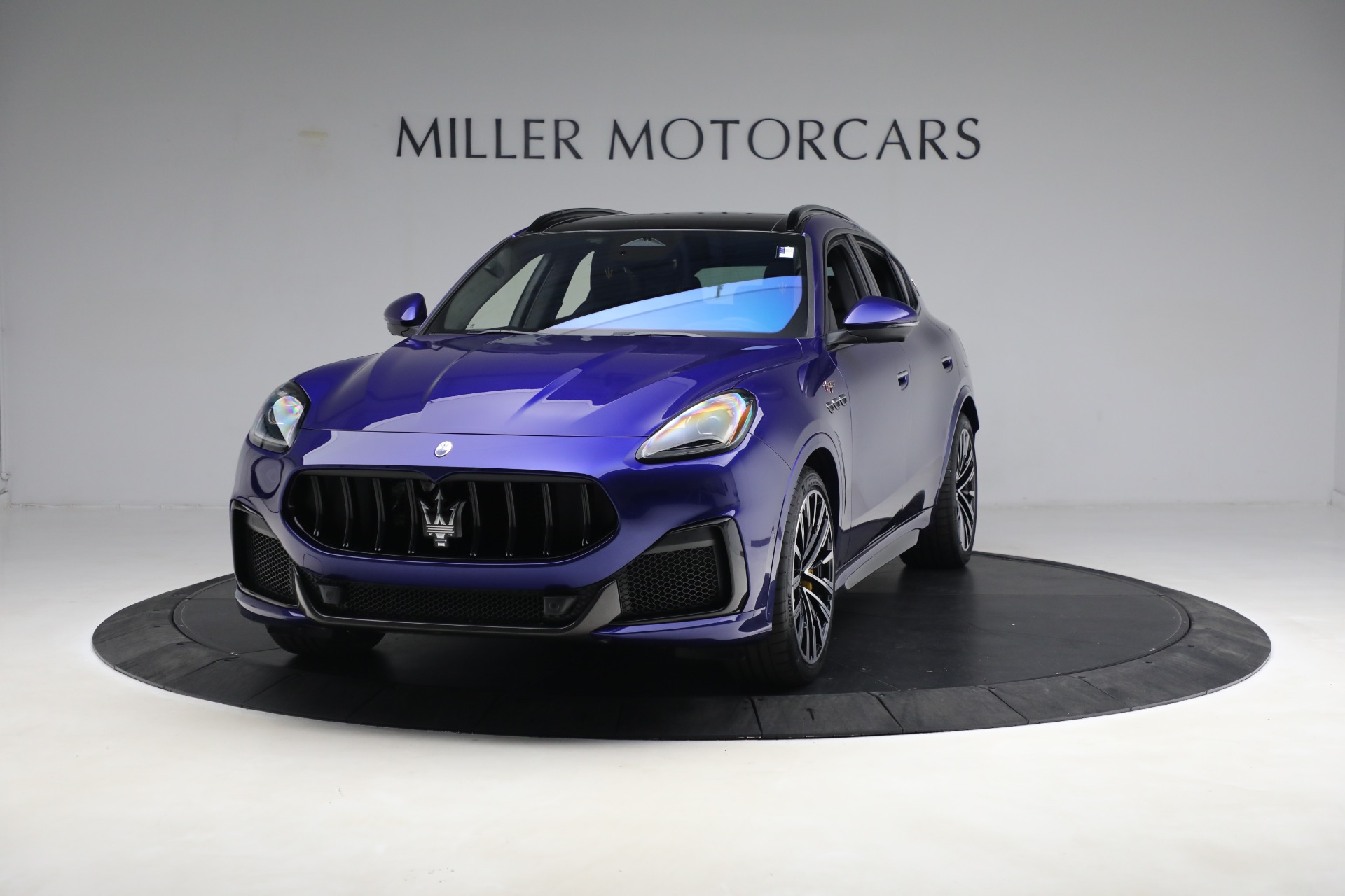 New 2023 Maserati Grecale Trofeo for sale $96,525 at McLaren Greenwich in Greenwich CT 06830 1