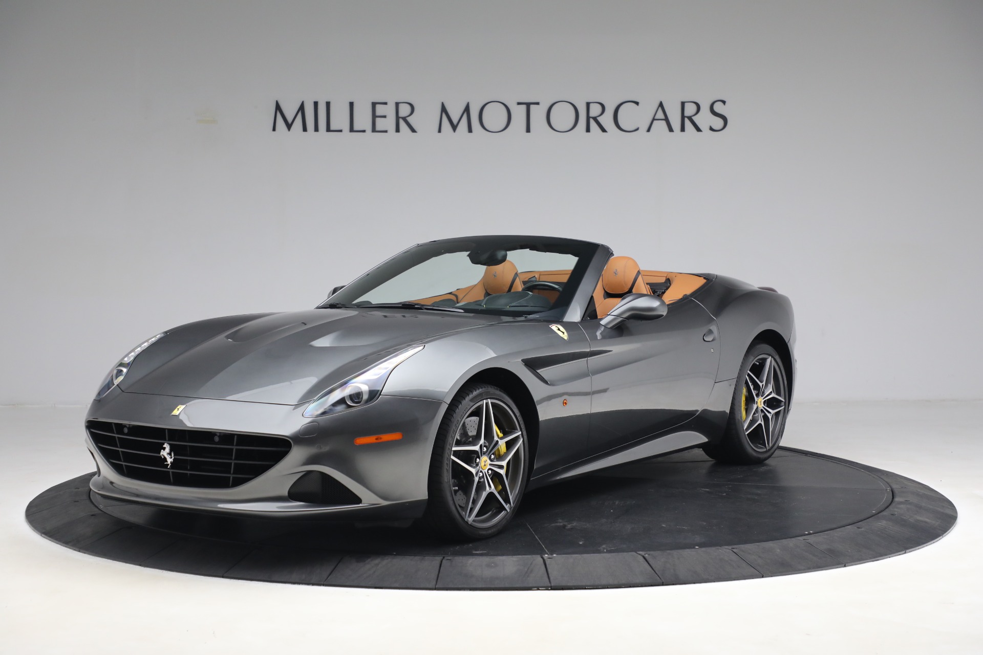 Used 2017 Ferrari California T for sale $151,900 at McLaren Greenwich in Greenwich CT 06830 1