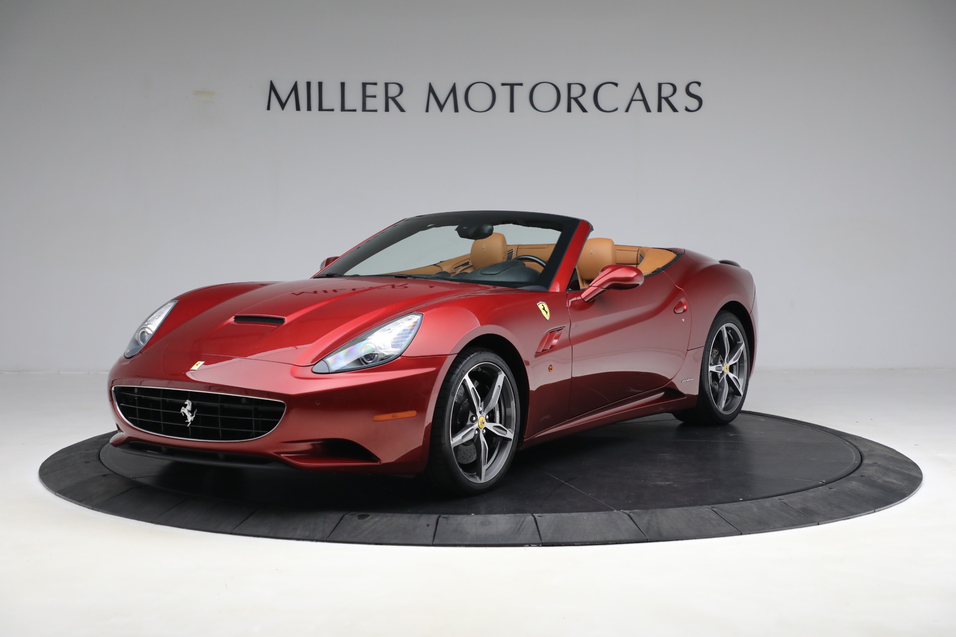 Used 2014 Ferrari California for sale $136,900 at McLaren Greenwich in Greenwich CT 06830 1