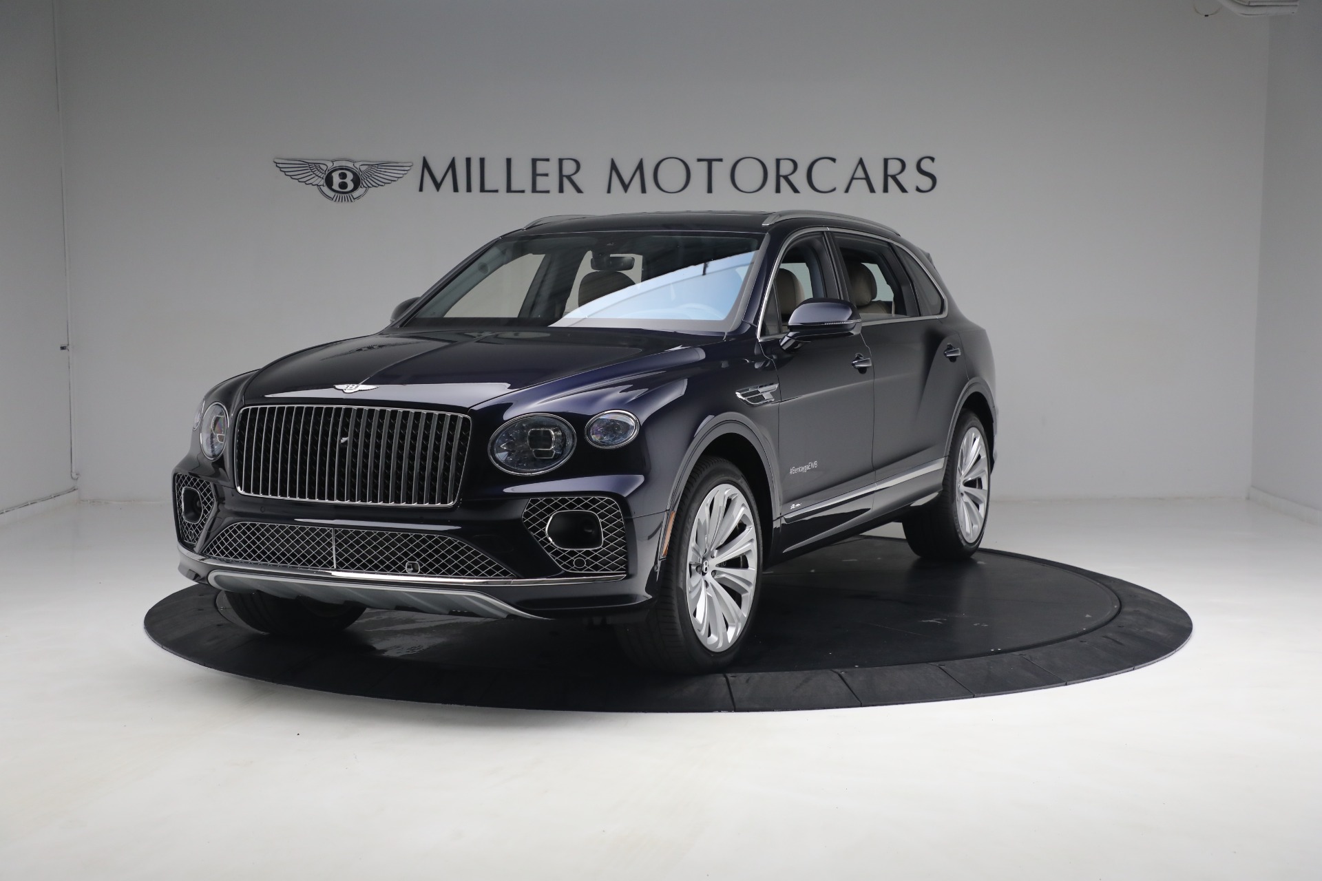 New 2023 Bentley Bentayga EWB Azure V8 for sale $251,900 at McLaren Greenwich in Greenwich CT 06830 1