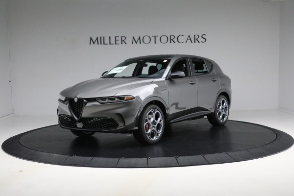 Used 2024 Alfa Romeo Tonale Hybrid Veloce for sale $28,900 at McLaren Greenwich in Greenwich CT 06830 2