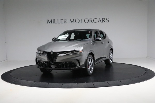 Used 2024 Alfa Romeo Tonale Hybrid Veloce for sale $28,900 at McLaren Greenwich in Greenwich CT 06830 3