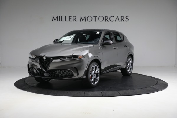New 2024 Alfa Romeo Tonale Veloce for sale $55,300 at McLaren Greenwich in Greenwich CT 06830 2