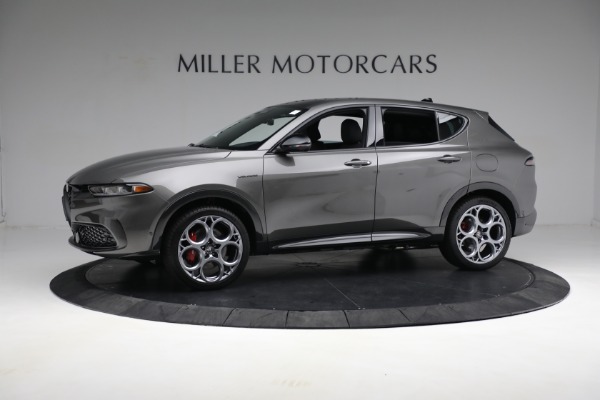 New 2024 Alfa Romeo Tonale Veloce for sale $55,300 at McLaren Greenwich in Greenwich CT 06830 4