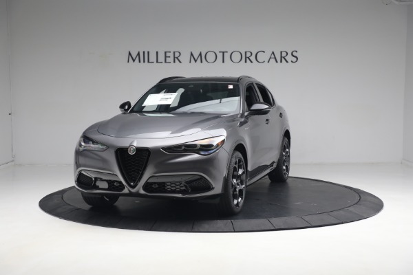 New 2024 Alfa Romeo Stelvio Veloce for sale $58,455 at McLaren Greenwich in Greenwich CT 06830 1