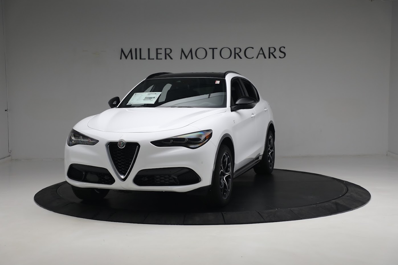 New 2024 Alfa Romeo Stelvio Ti for sale $53,820 at McLaren Greenwich in Greenwich CT 06830 1