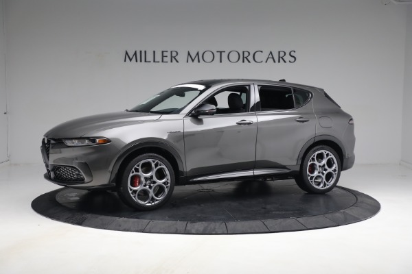 New 2024 Alfa Romeo Tonale Veloce for sale $57,300 at McLaren Greenwich in Greenwich CT 06830 3