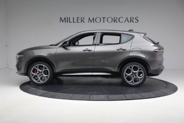 New 2024 Alfa Romeo Tonale Ti for sale $54,450 at McLaren Greenwich in Greenwich CT 06830 4