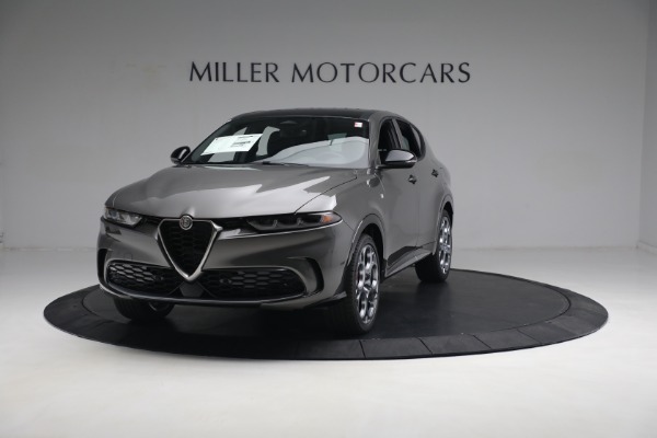 New 2024 Alfa Romeo Tonale Ti for sale $54,450 at McLaren Greenwich in Greenwich CT 06830 1