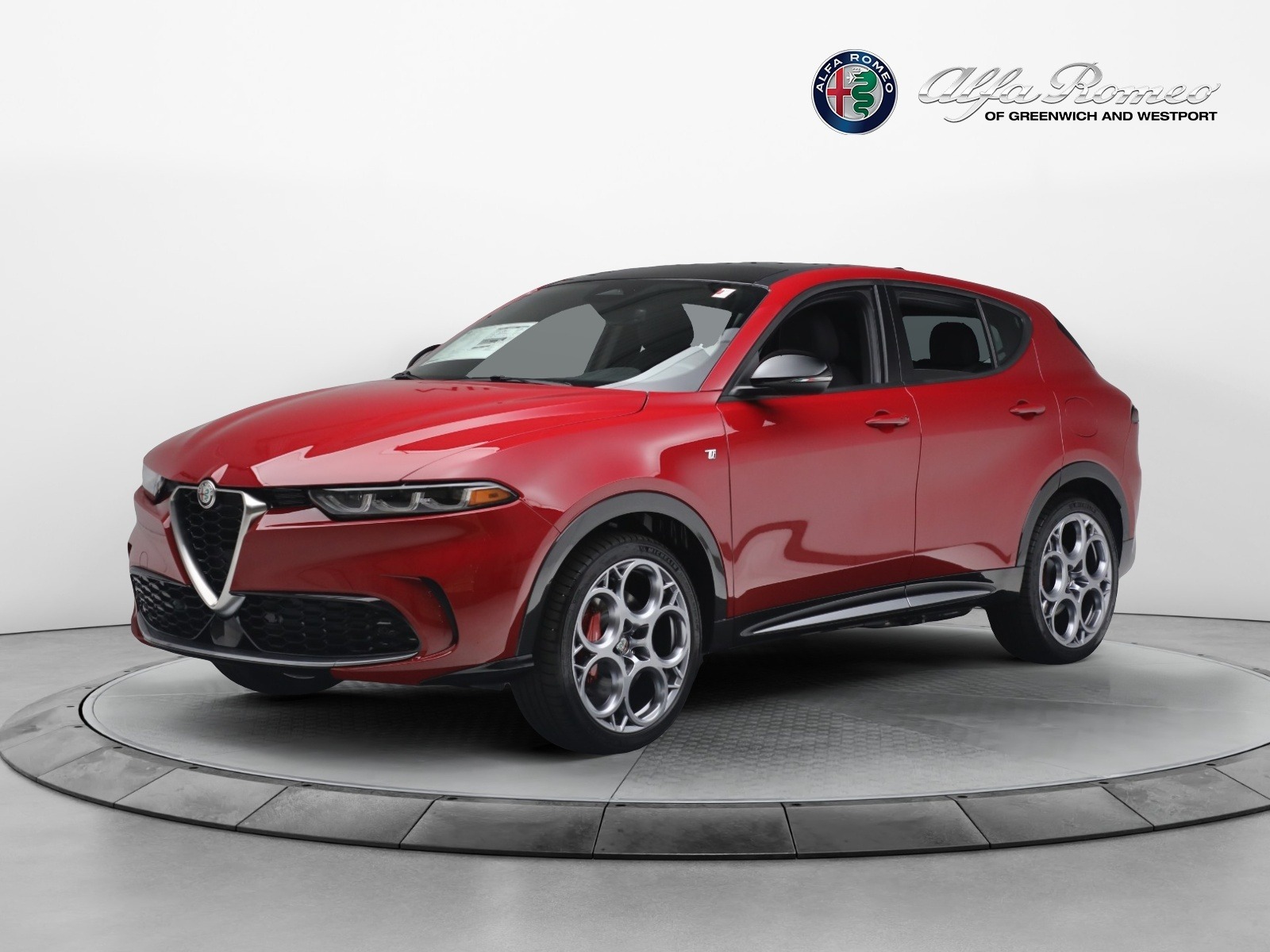 New 2024 Alfa Romeo Tonale Ti for sale $54,290 at McLaren Greenwich in Greenwich CT 06830 1
