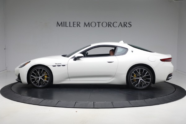 New 2024 Maserati GranTurismo Modena for sale $188,115 at McLaren Greenwich in Greenwich CT 06830 2