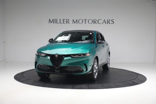 New 2024 Alfa Romeo Tonale Veloce for sale $58,840 at McLaren Greenwich in Greenwich CT 06830 2